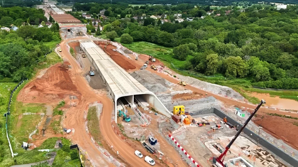 HS2 completes structure of Burton Green tunnel.